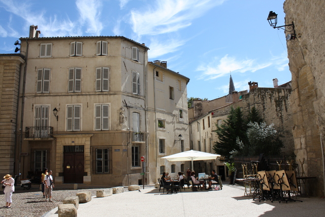 アヴィニョン・アミランデ広場の写真の写真