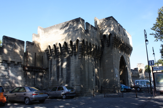 アヴィニョン・サン・ロック門の写真の写真