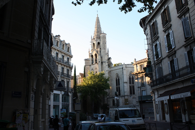 アヴィニョン・ジェルザレム広場の写真の写真