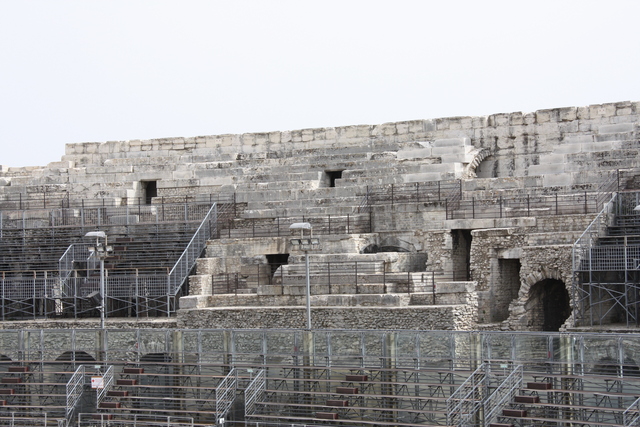 ニーム・古代闘技場・スタンド３の写真の写真