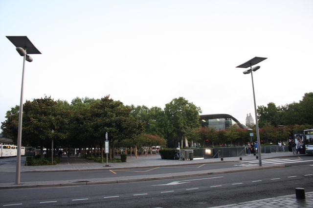 トゥール・駅前の写真の写真