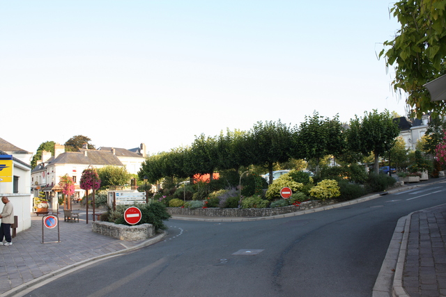 アゼー・ル・リドー・レピュブリック広場(共和国広場)の写真の写真