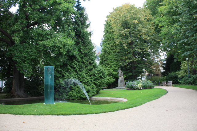 トゥール・フランソワ・シカール広場の写真の写真