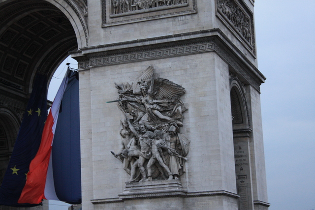 パリ・凱旋門・シャンゼリゼ通り側レリーフの写真の写真