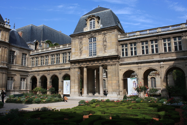 パリ・Hotel Carnavalet ( actuel Musee Carnavalet) (カルナヴァレ館)の写真の写真