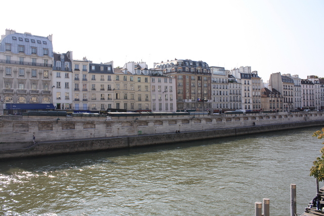 パリ・グラン・オーギュスタン通りの写真の写真