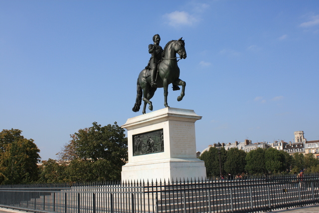 パリ・アンリ4世の騎馬像の写真の写真