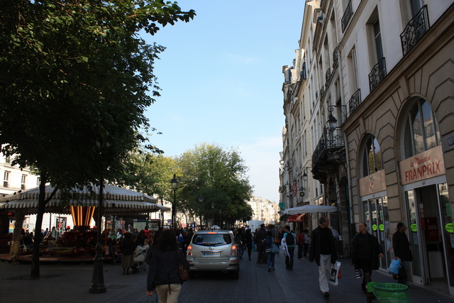 パリ・サン・タントワーヌ通りの写真の写真