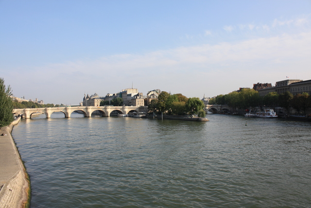 パリ・ポン・ヌフの写真の写真