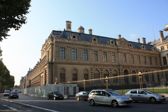 パリ・ルーブル宮殿(ルーブル美術館)の写真の写真