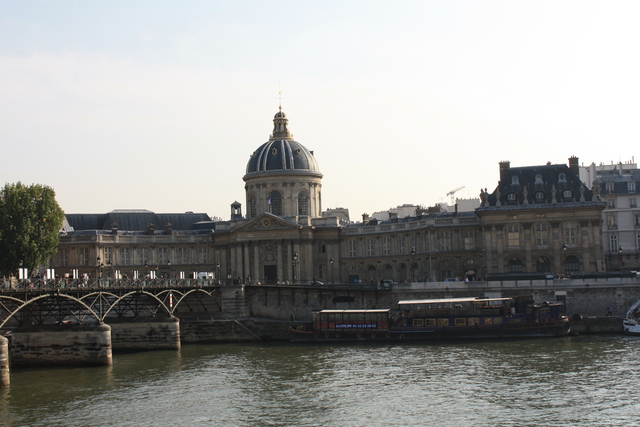 パリ・フランス学士院の写真の写真
