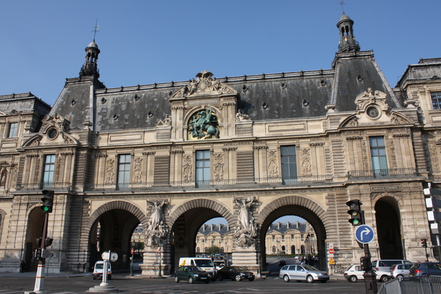 パリ・ルーブル宮殿(ルーブル美術館)の写真の写真