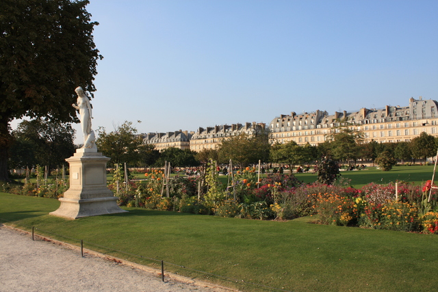 パリ・チュイルリー公園の写真の写真