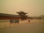 韓国・ソウル・黄砂で一面が真黄色のソウル