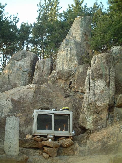 韓国・慶州・仏像の彫刻の写真の写真