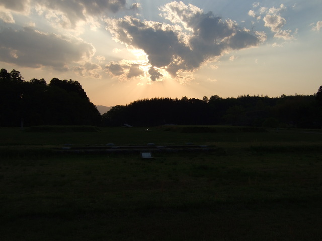 特別史跡・山田寺跡・夕暮れの写真の写真