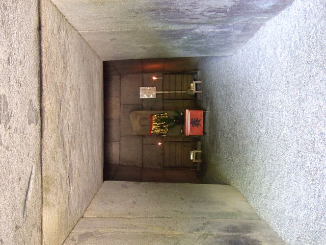 特別史跡・文殊院西古墳・いよいよ石室に入るの写真の写真