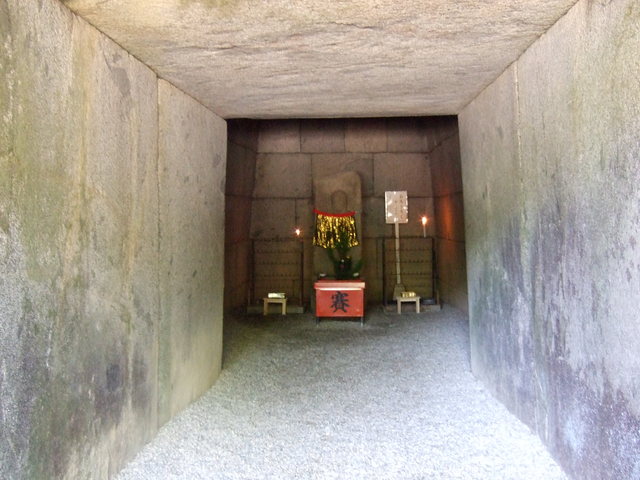 特別史跡・文殊院西古墳・石室の内部の写真の写真