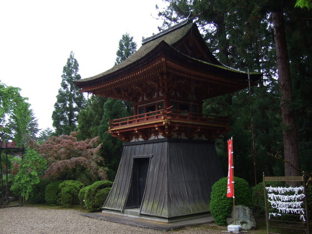 重要文化財・霊山寺鐘楼の写真の写真