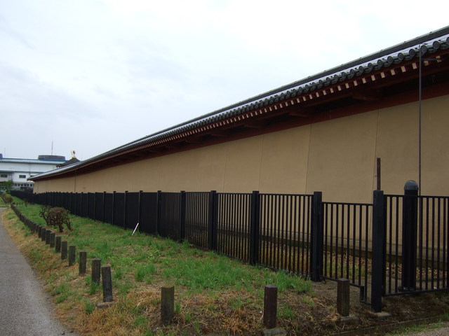平城宮跡・築地塀の写真の写真