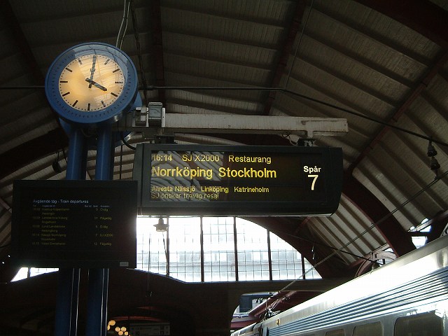 マルメ・ホームの電車案内板の写真の写真