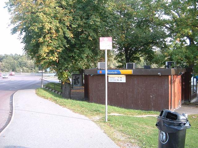 ドロットニングホルム宮殿〜ストックホルム・バス停の写真の写真