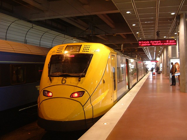 スウェーデン・ストックホルム・空港へ向かうアーランダ エクスプレスの写真の写真