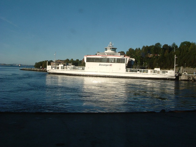 スタバンガー〜リーセフィヨルド・乗ってきたフェリーの写真の写真