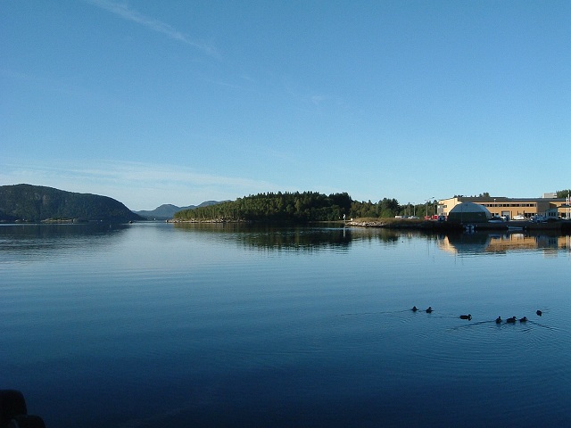 スタバンガー〜リーセフィヨルド・タウから見る海の写真の写真