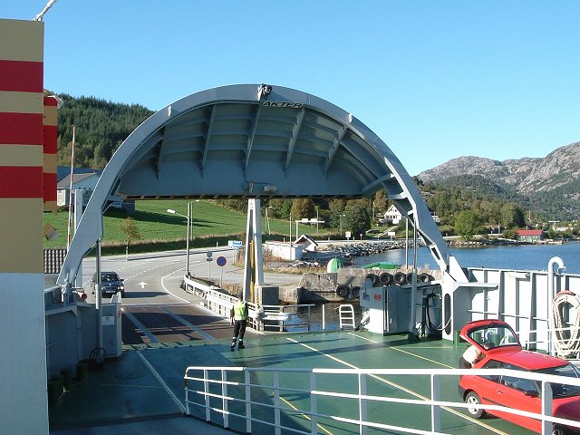 リーセフィヨルド〜スタバンガー・帰りに乗ったフェリーの写真の写真