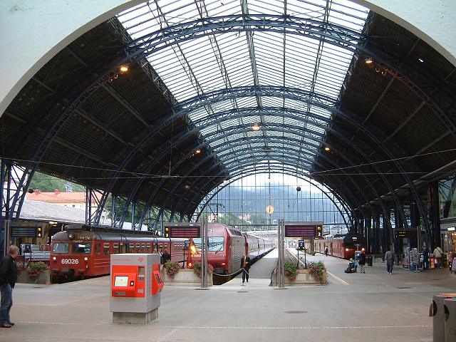 ベルゲン・ベルゲン駅・ホームの写真の写真