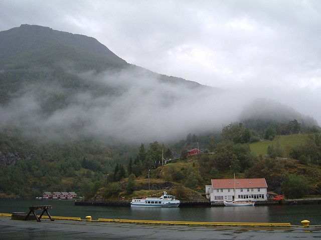 フロムの写真の写真