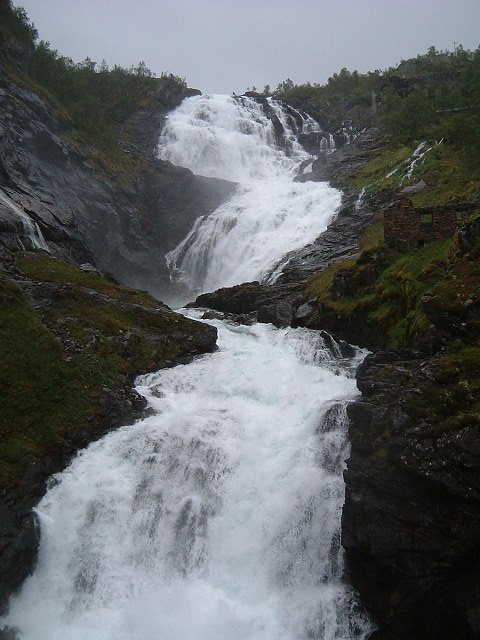 フロム〜(フロム鉄道)〜ミュダール・ショース滝の写真の写真
