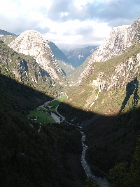 スタルハイム・氷河で削られたスタルハイム渓谷の写真の写真