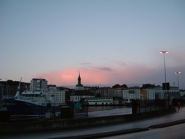 ベルゲン・朝焼けが広がるベルゲンの街の写真の写真