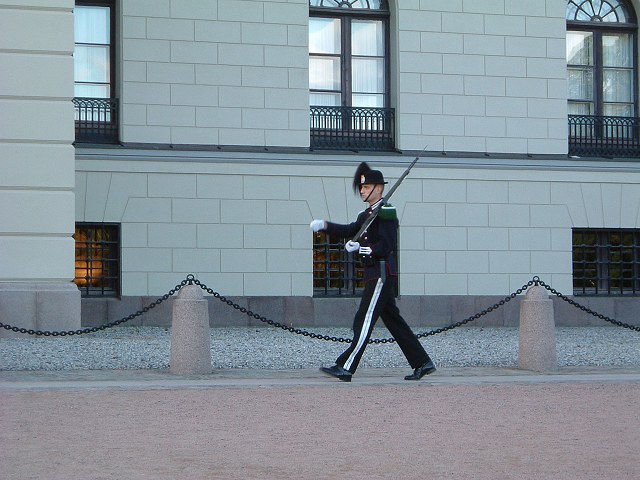 ノルウェー王国・歩く衛兵の写真の写真