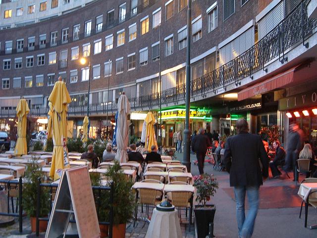 オスロ・フリチョフ・ナンセン広場のショップの写真の写真