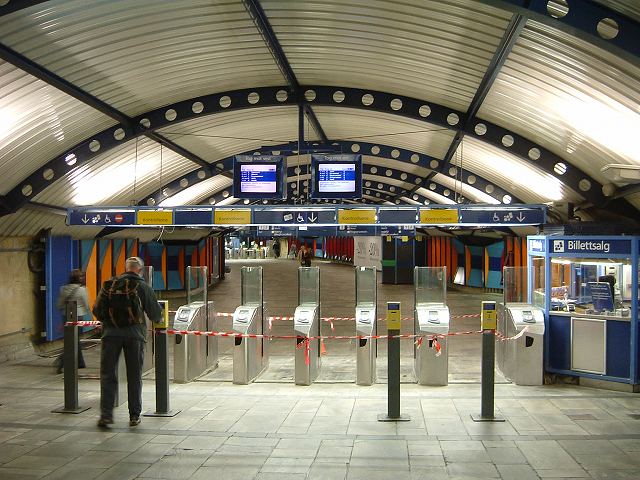 オスロ・地下鉄の改札口の写真の写真