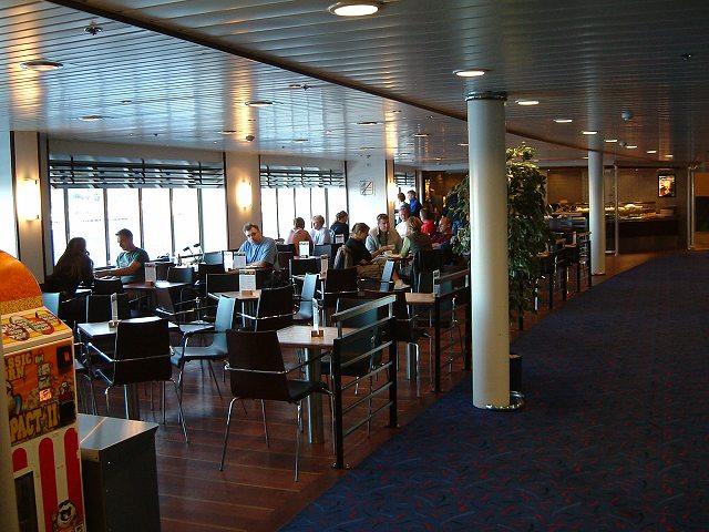 船(DFDS)・ロビーラウンジの写真の写真