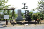 丸岡城・人柱お静の慰霊碑