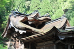 大滝神社本殿及び拝殿の屋根