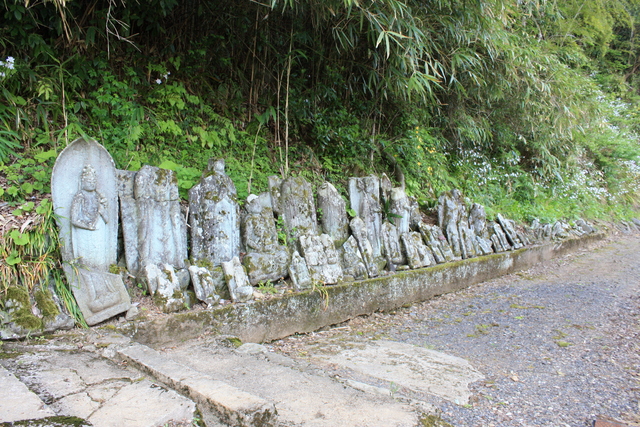 一乗谷・盛源寺の石仏１の写真の写真