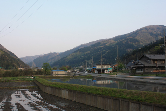若狭町熊川宿・山間の景色の写真の写真