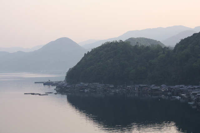 重要伝統的建造物群保存地区・伊根町伊根浦１００の写真の写真