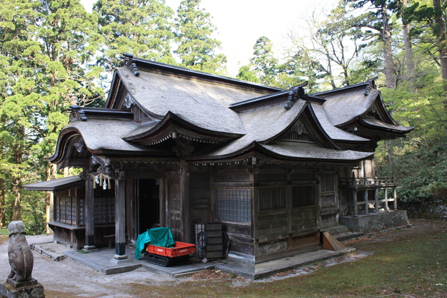 大上山神社奥宮・末社下山神社本殿・幣殿・拝殿２の写真の写真