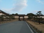 特別史跡・大阪・大阪城・空濠にかかるはしから大手門を眺める