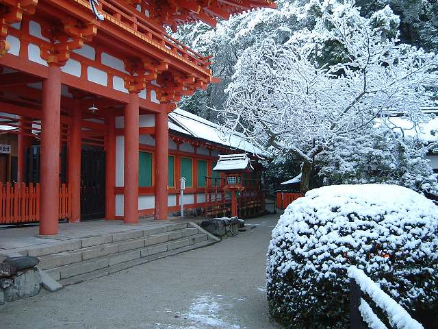 世界遺産・京都・賀茂別雷神社(上賀茂神社)廻廊２の写真の写真