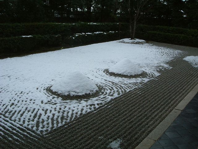 史跡・特別名勝・京都・大徳寺・大仙院・庭園・大海の清めの砂盛の写真の写真