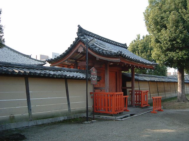 世界遺産・京都・教王護国寺灌頂院北門の写真の写真