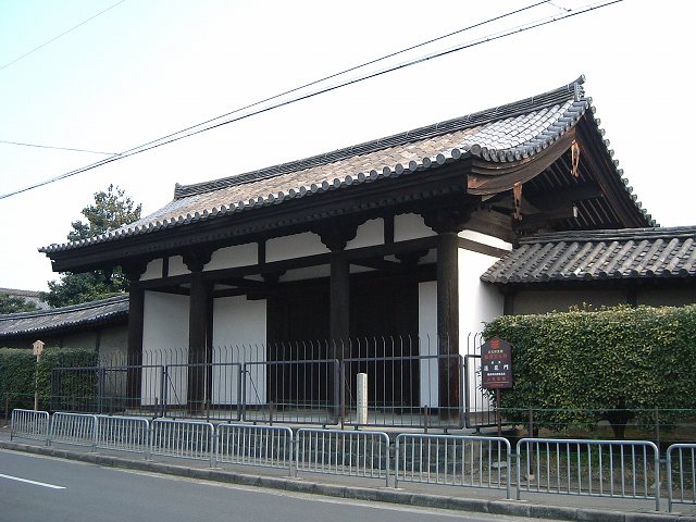 世界遺産・京都・国宝・東寺蓮花門の写真の写真